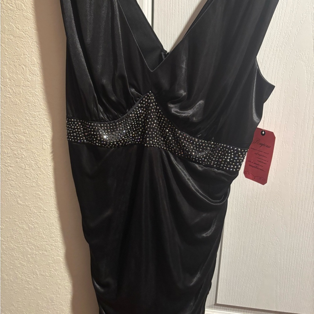 Black V Front and Back Sleeveless Dress with Embellished Waist